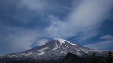 4K Time lapse Mt. Rainier with clouds