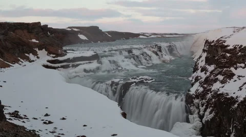 4K Time Lapse Zoom Out Gullfoss Waterfall