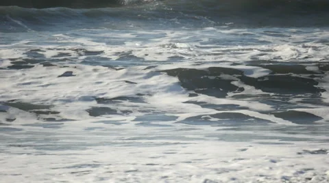 Slowmotion Ocean Waves Breaking