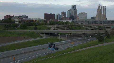 4K Time Lapse Kansas City Traffic Zoom Out At Twilight