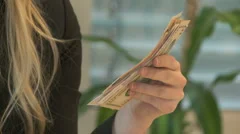 Counting Currency Banknotes