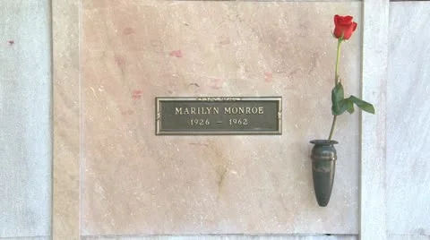 Marilyn Monroe'S Crypt