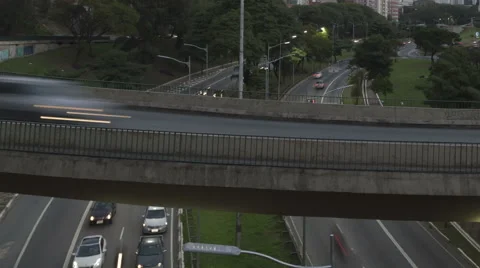 Time Lapse Traffic Sao Paulo Close Up Zoom Out