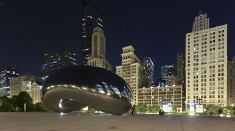 Time Lapse Cloud Gate At Night