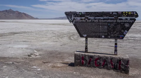 4K Time Lapse Zoom Out Salt Lake Sign Race Track