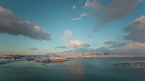 4K Time Lapse Jökulsarlon Sunrise
