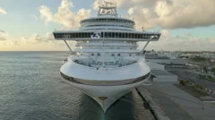 Time Lapse Cruiseship Leaving Harbor Aruba