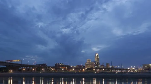 4K Time Lapse Zoom In Omaha Skyline Twilight