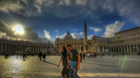 Editorial: St Peter'S Square In Vatican