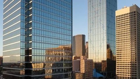 4K Timelapse Close Up Dallas Skyscraper Sunset