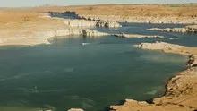 4K Time lapse lake boating